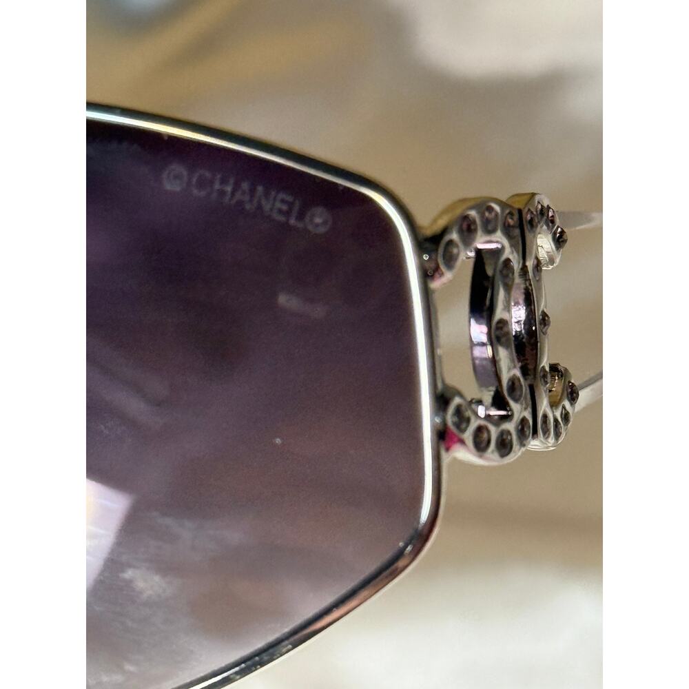 Vintage Chanel 4073-B Rhinestone CC Shield Sunglasses Y2K - Picture 2 of 8